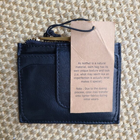 NWT: Margo New York – 100% Leather Black - Betty Zip - Card Case - Picture 6 of 9